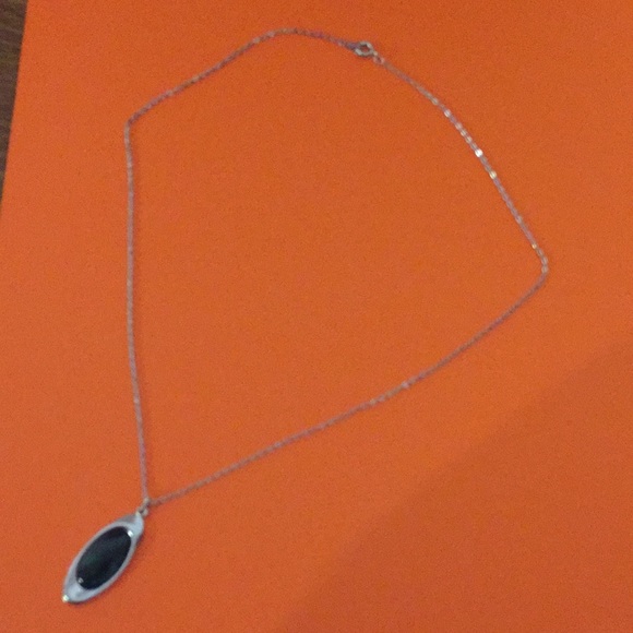 Beautiful sleek necklace jewelry, 18”* - Picture 3 of 7